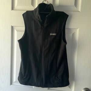 Columbia fleece vest 🖤